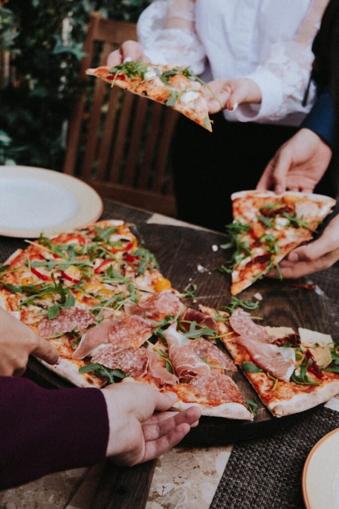 Exploring the Best Pizza Toppings: Traditional and Innovative Combinations